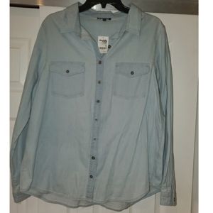 NWT Light Denim Button Up Shirt Size 1X